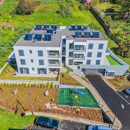 Madalenas Garden H *